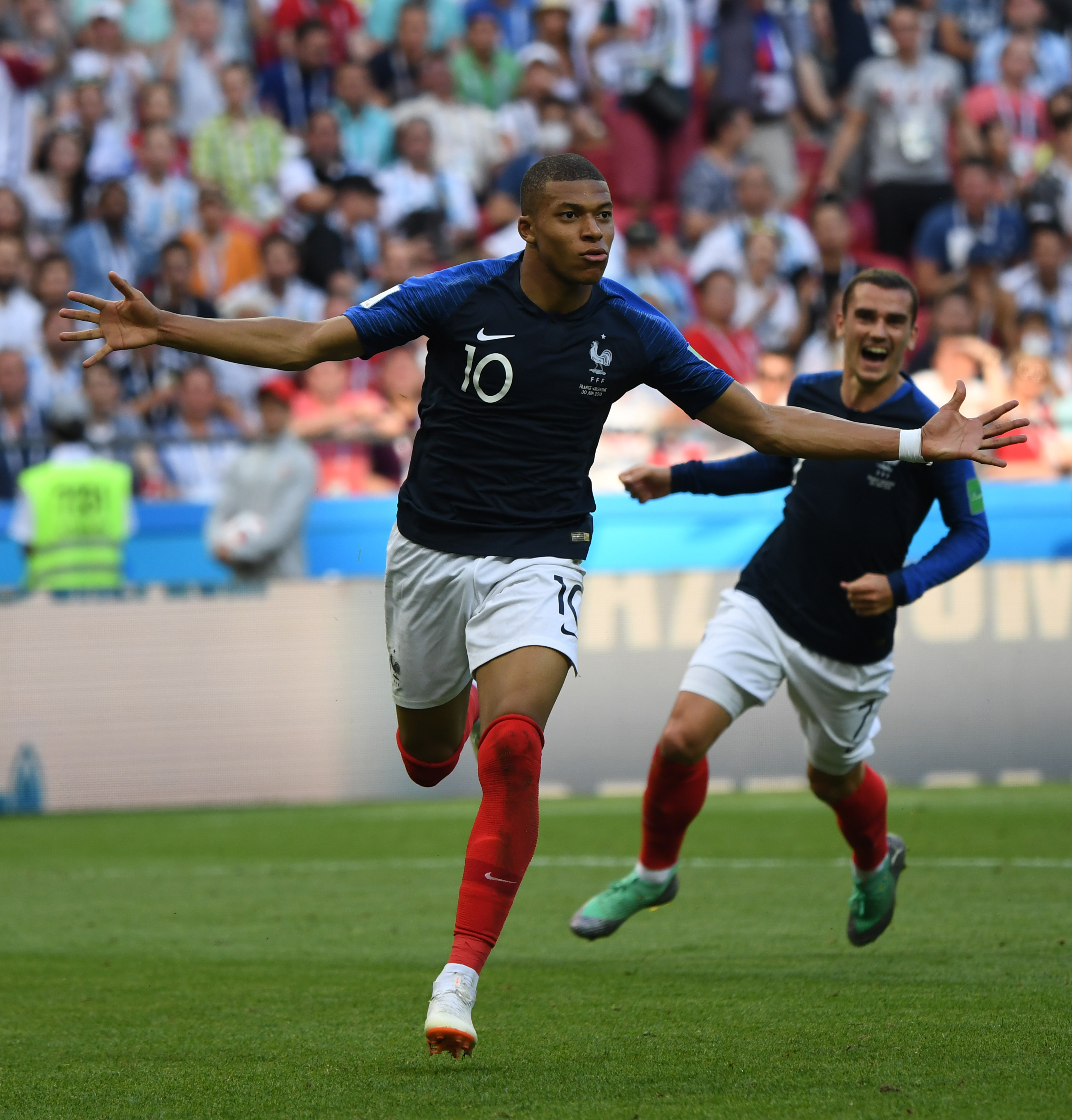 范戴克：赢球的感觉真好；我没有资格评判萨拉赫是否该道歉