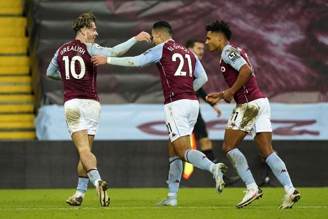 他是全场最冷静的人