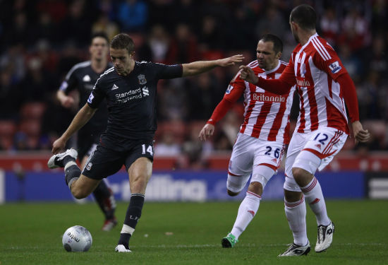 十人博洛尼亚0-0战平布兰，里科吉安尼斯染红