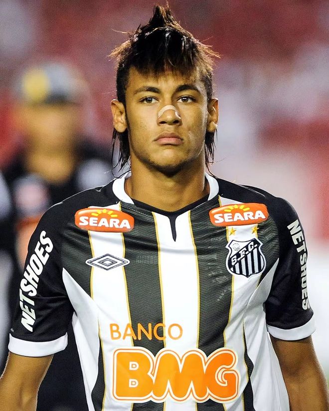 保加利亚男排尼科洛夫 年薪曝光 波兰媒体：来波超会更多