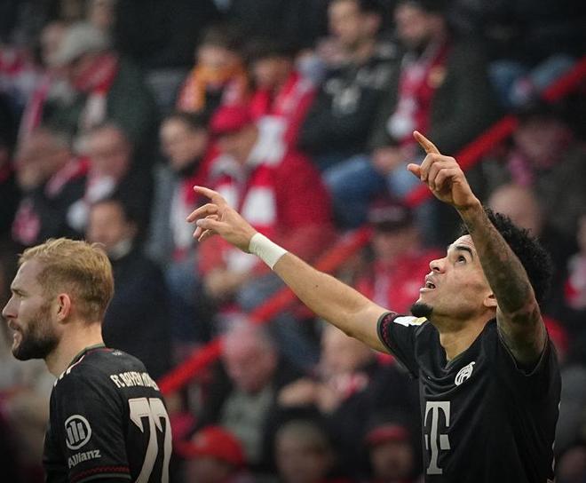 王洪亮：美国巴西身体强太多；若早跟她们踢热身赛或许会好些