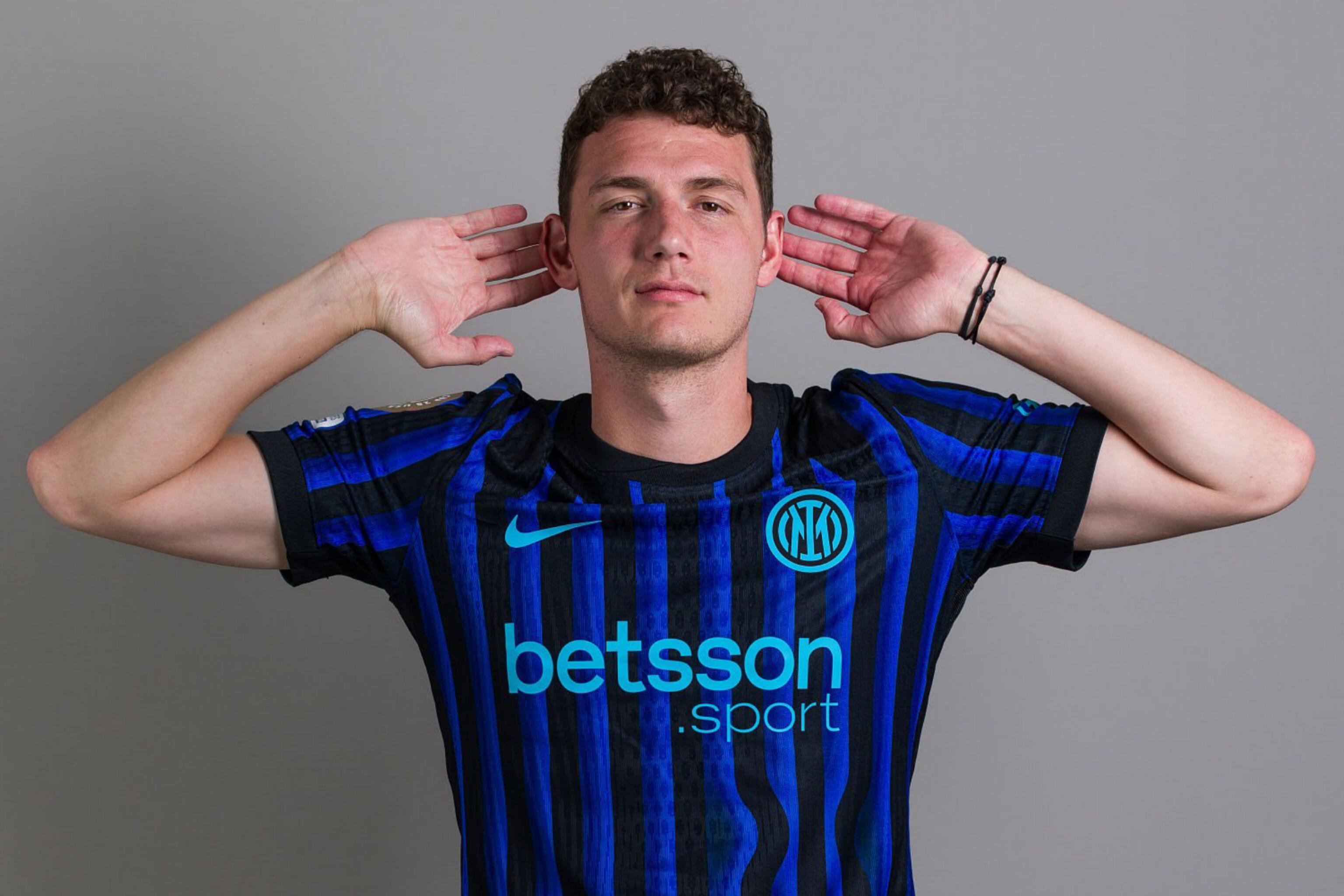 U16国足参加U17亚洲杯预选赛名单：邝兆镭在列，鲁能足校6人